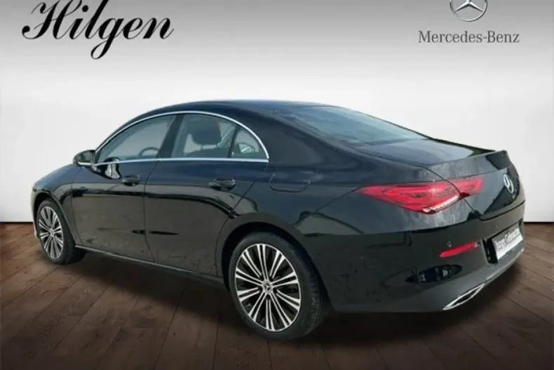 Mercedes-Benz CLA 180 din 2023 cu 12.484 km - oferta MER105362 - foto 7