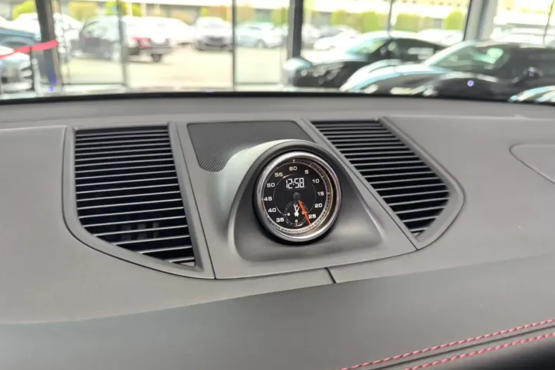 Porsche Macan din 2025 cu 20 km - oferta POR105366 - foto 11