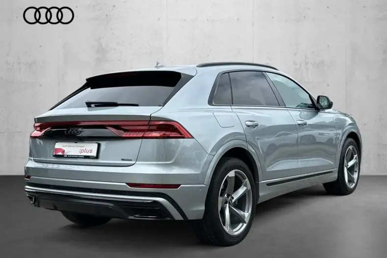 Audi Q8 din 2022 cu 32.427 km - oferta AUD105371 - foto 3
