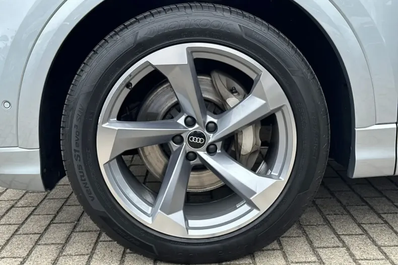 Audi Q8 din 2022 cu 32.427 km - oferta AUD105371 - foto 12