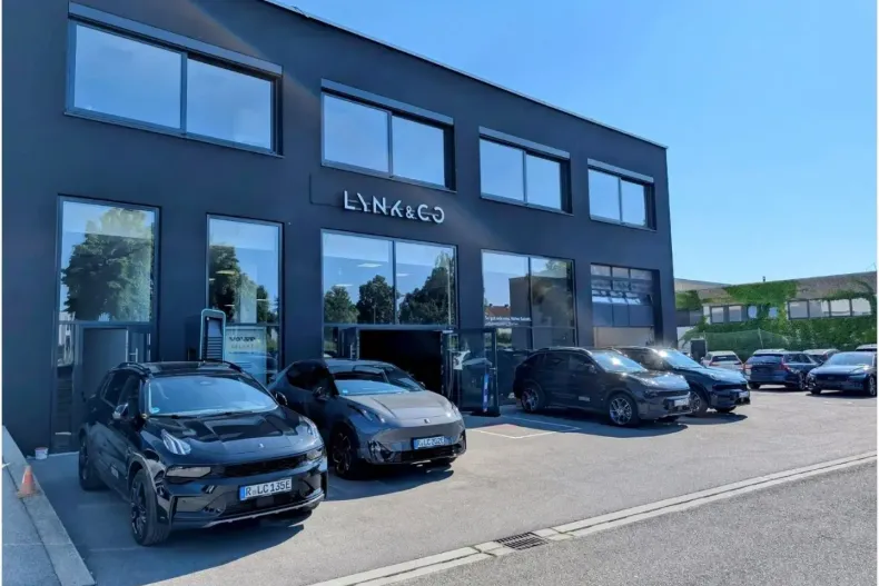 Lynk&Co 01 din 2023 cu 18.070 km - oferta LYN105373 - foto 9