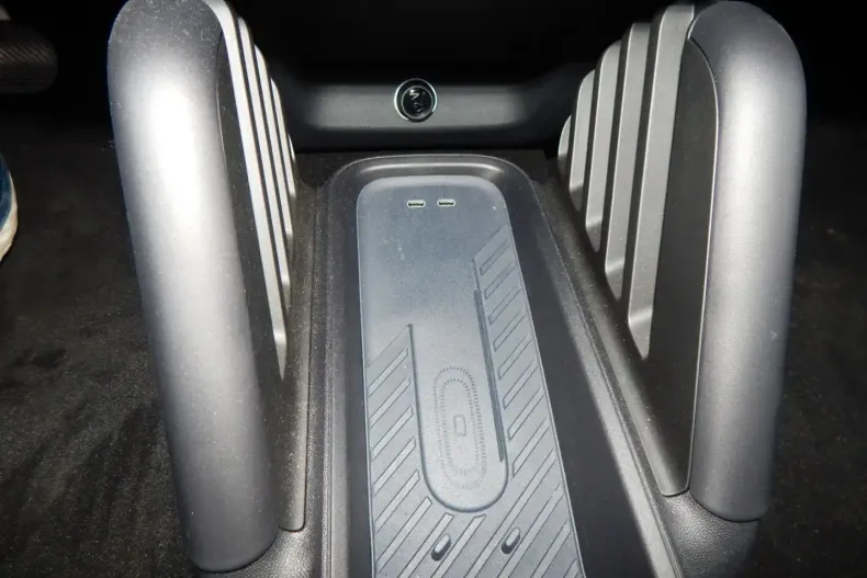 MINI Cooper SE din 2024 cu 13.537 km - oferta MIN105374 - foto 17