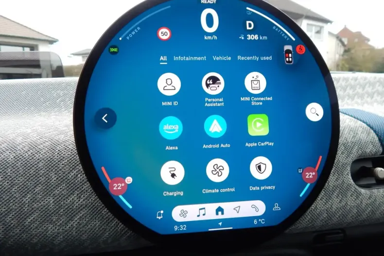 MINI Cooper SE din 2024 cu 13.537 km - oferta MIN105374 - foto 23