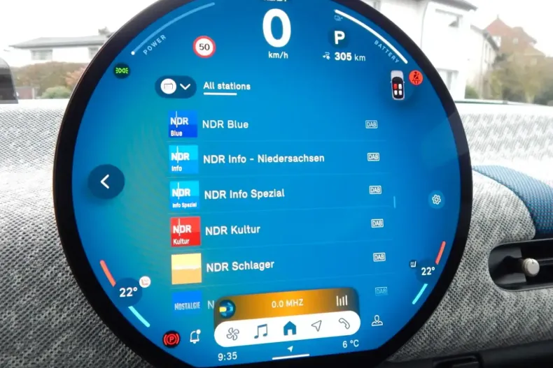 MINI Cooper SE din 2024 cu 13.537 km - oferta MIN105374 - foto 25