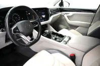 Volkswagen Touareg din 2023 cu 45.000 km - oferta VOL105378 - foto 7