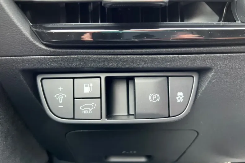 Kia EV6 din 2023 cu 7.933 km - oferta KIA105391 - foto 14