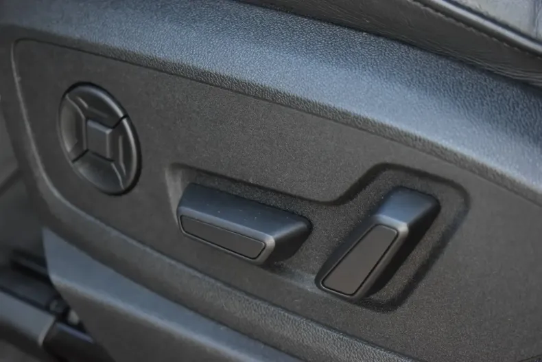 Audi Q8 e-tron din 2023 cu 39.280 km - oferta AUD105393 - foto 24