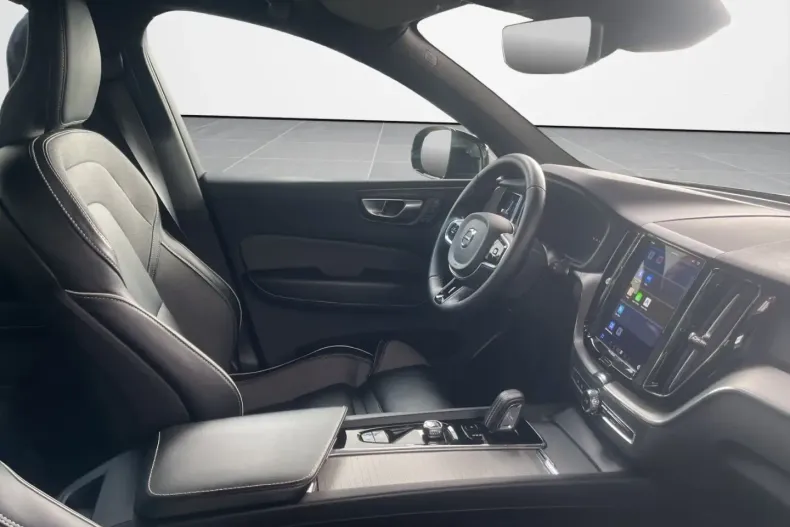 Volvo XC60 din 2022 cu 46.770 km - oferta VOL105399 - foto 12