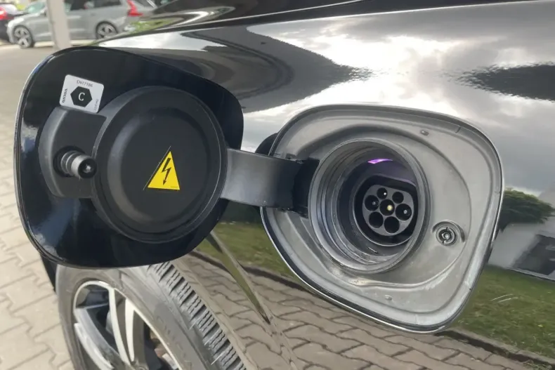 Volvo XC60 din 2022 cu 46.770 km - oferta VOL105399 - foto 18