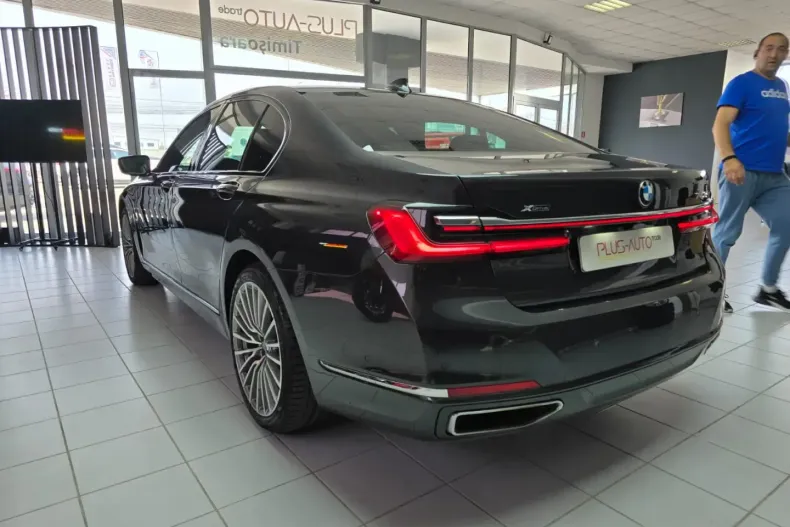 BMW 740 din 2022 cu 51.800 km - oferta BMW105401 - foto 3