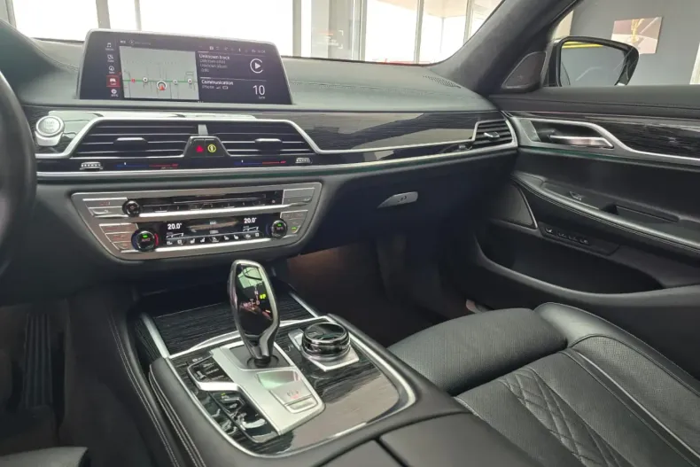 BMW 740 din 2022 cu 51.800 km - oferta BMW105401 - foto 12