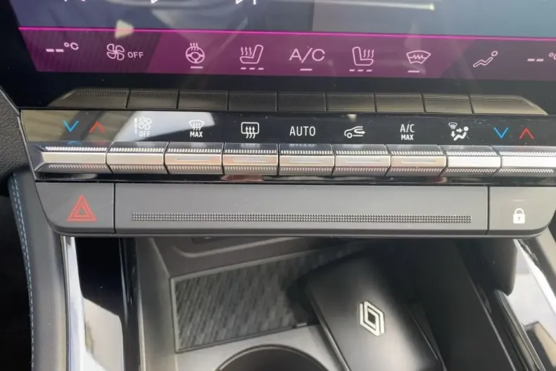 Renault Rafale din 2024 cu 19.849 km - oferta REN105402 - foto 19