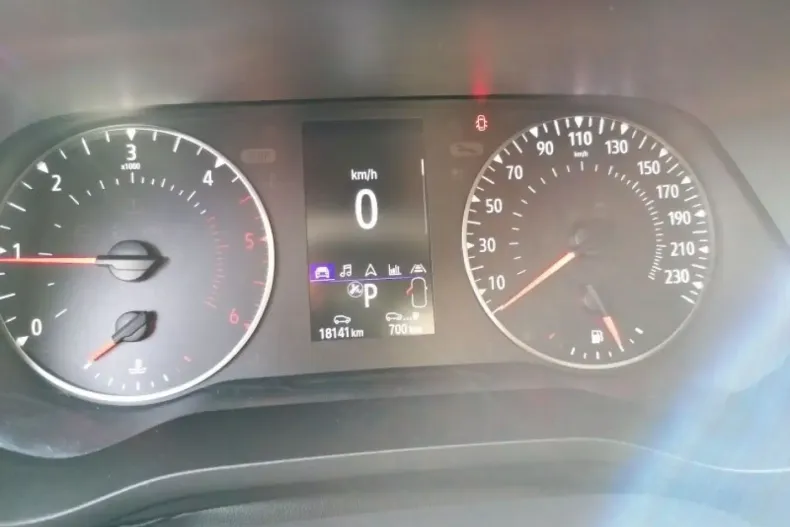 Renault Trafic din 2023 cu 18.136 km - oferta REN105403 - foto 7