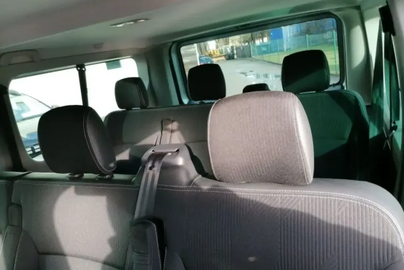 Renault Trafic din 2023 cu 18.136 km - oferta REN105403 - foto 17