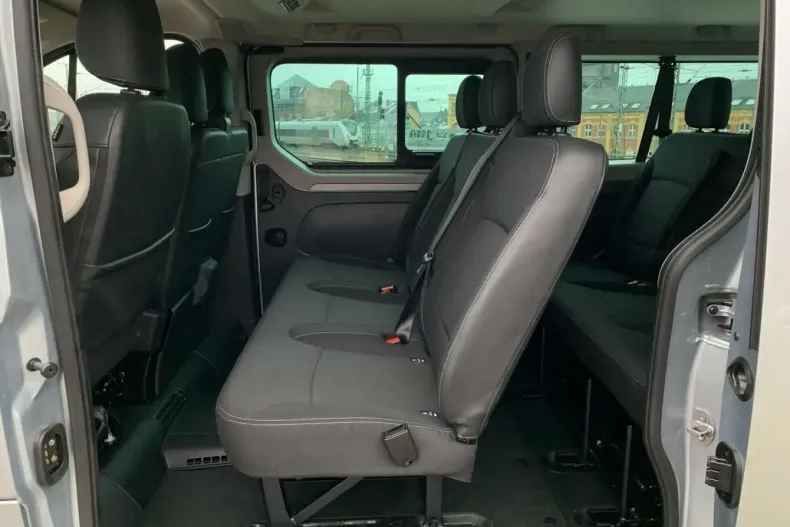 Renault Trafic din 2023 cu 32.930 km - oferta REN105410 - foto 11