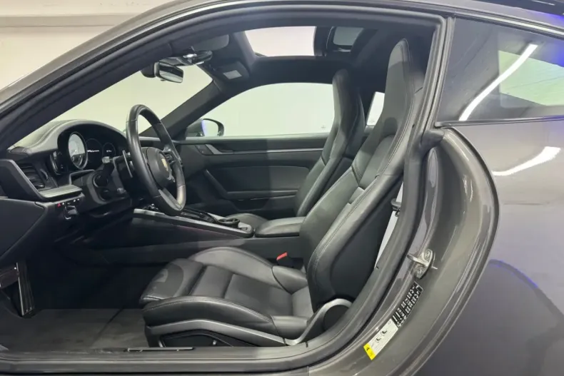 Porsche 911 din 2023 cu 26.785 km - oferta POR105412 - foto 9