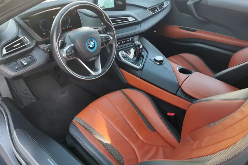 BMW i8 din 2020 cu 35.843 km - oferta BMW105416 - foto 4