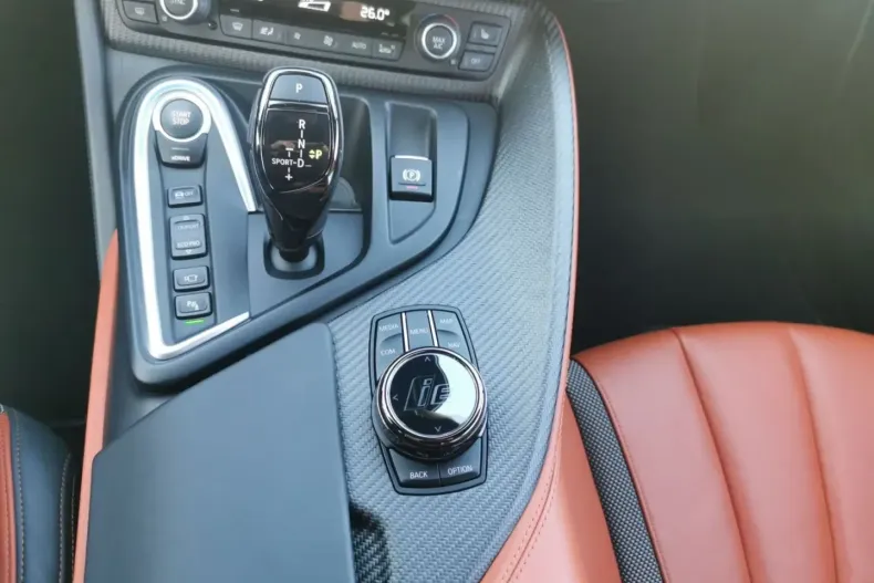 BMW i8 din 2020 cu 35.843 km - oferta BMW105416 - foto 11