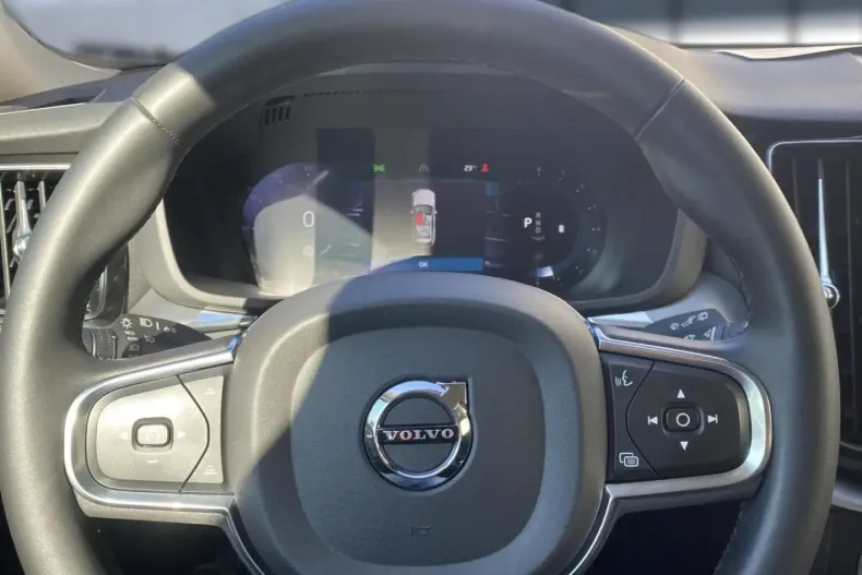 Volvo XC60 din 2022 cu 45.000 km - oferta VOL105419 - foto 14