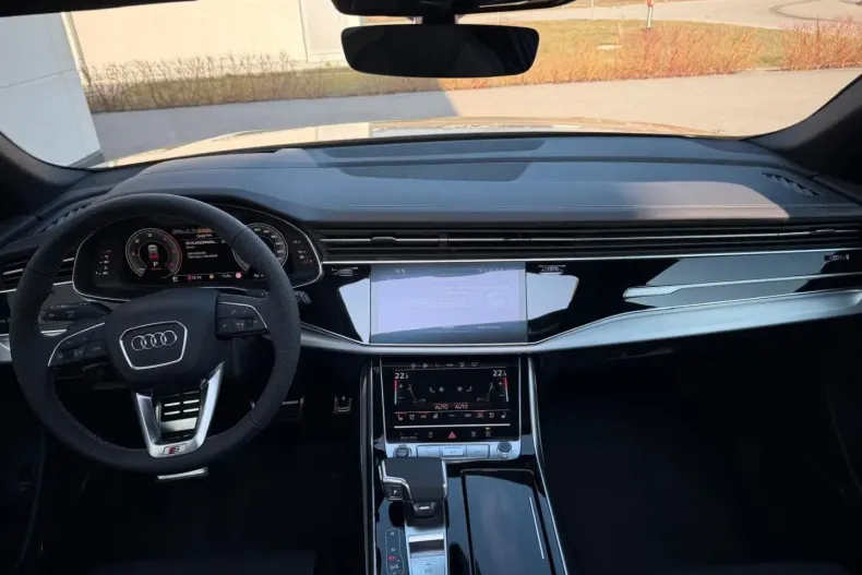 Audi Q8 din 2024 cu 30 km - oferta AUD105420 - foto 2