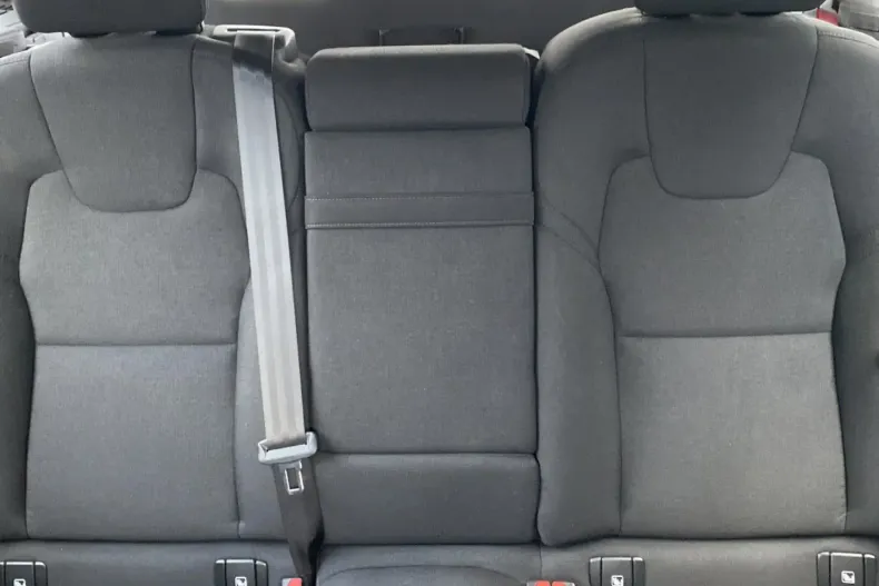 Volvo XC60 din 2021 cu 78.416 km - oferta VOL105421 - foto 13