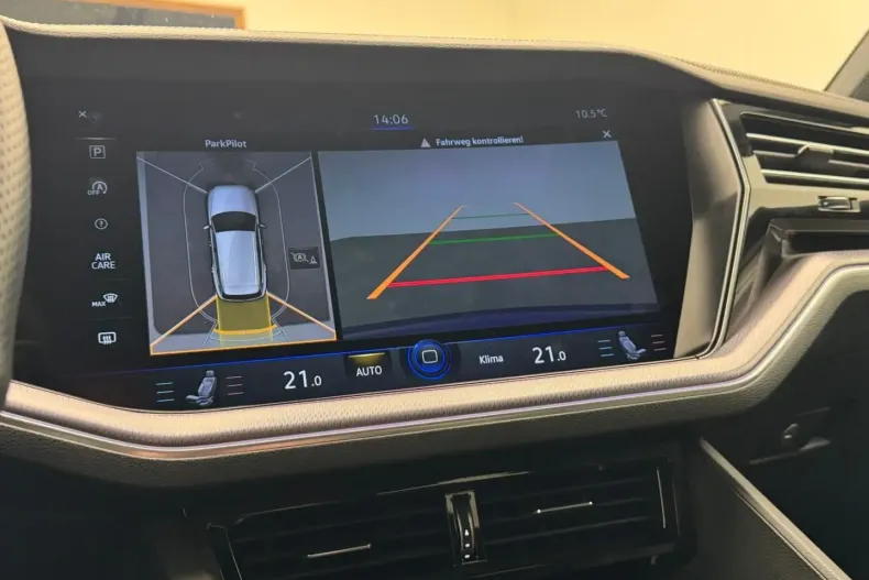 Volkswagen Touareg din 2022 cu 84.900 km - oferta VOL105423 - foto 10