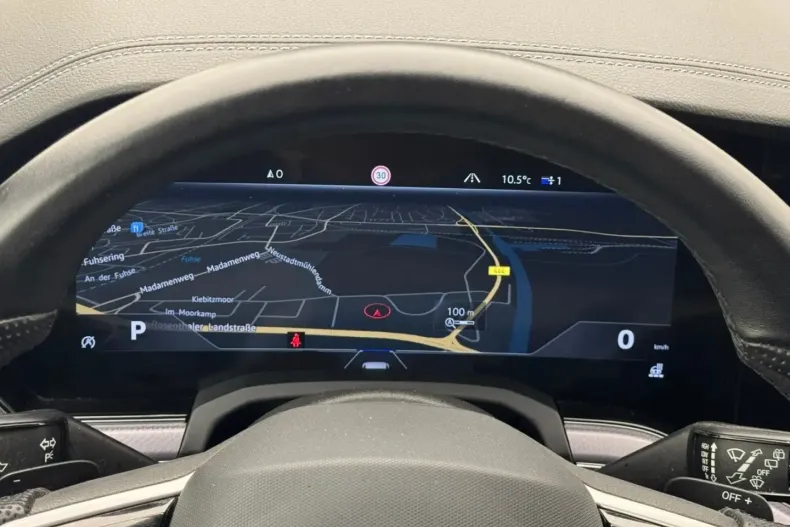 Volkswagen Touareg din 2022 cu 84.900 km - oferta VOL105423 - foto 11