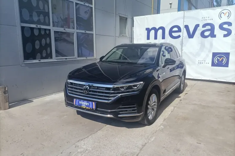 Volkswagen Touareg din 2025 cu 80.365 km - oferta VOL105432 - foto 1