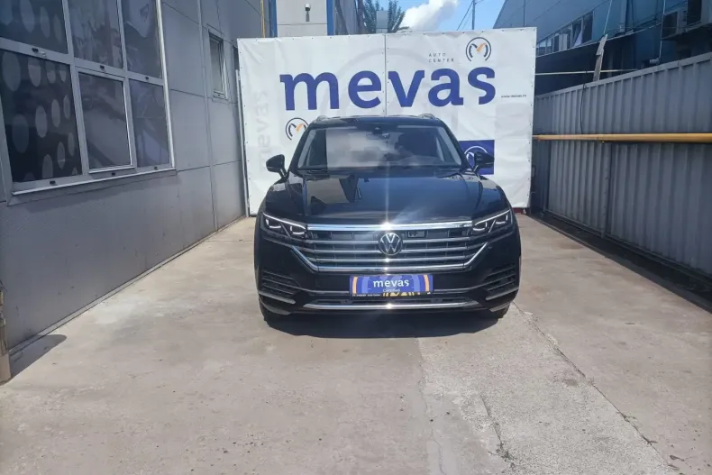 Volkswagen Touareg din 2025 cu 80.365 km - oferta VOL105432 - foto 2
