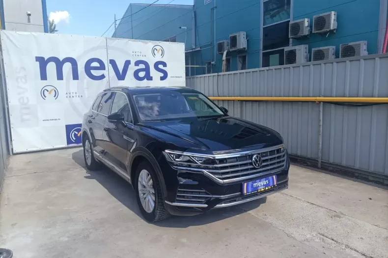 Volkswagen Touareg din 2025 cu 80.365 km - oferta VOL105432 - foto 3