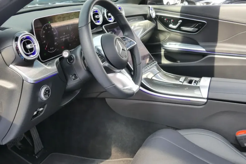 Mercedes-Benz CLE 200 din 2024 cu 7.370 km - oferta MER105434 - foto 13