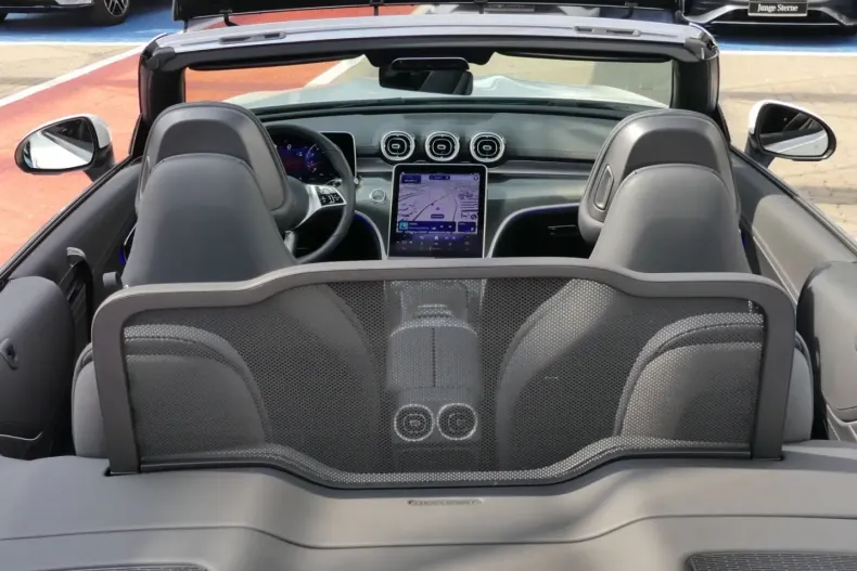 Mercedes-Benz CLE 200 din 2024 cu 7.370 km - oferta MER105434 - foto 19