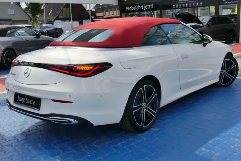 Mercedes-Benz CLE 200 din 2024 cu 7.370 km - oferta MER105434 - foto 21