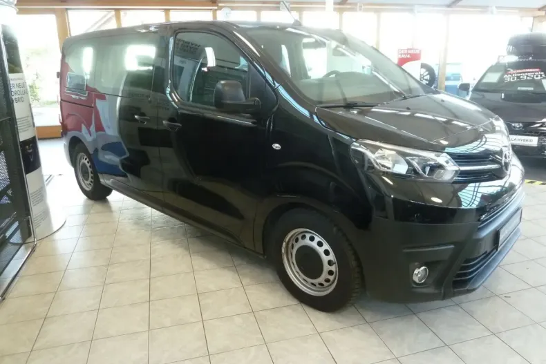 Toyota Proace (Verso) din 2022 cu 42.820 km - oferta TOY105435 - foto 4