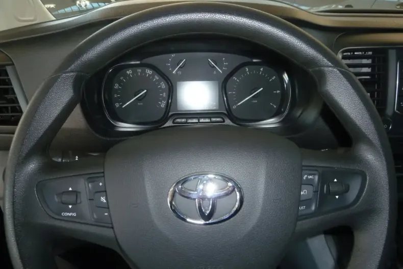 Toyota Proace (Verso) din 2022 cu 42.820 km - oferta TOY105435 - foto 6