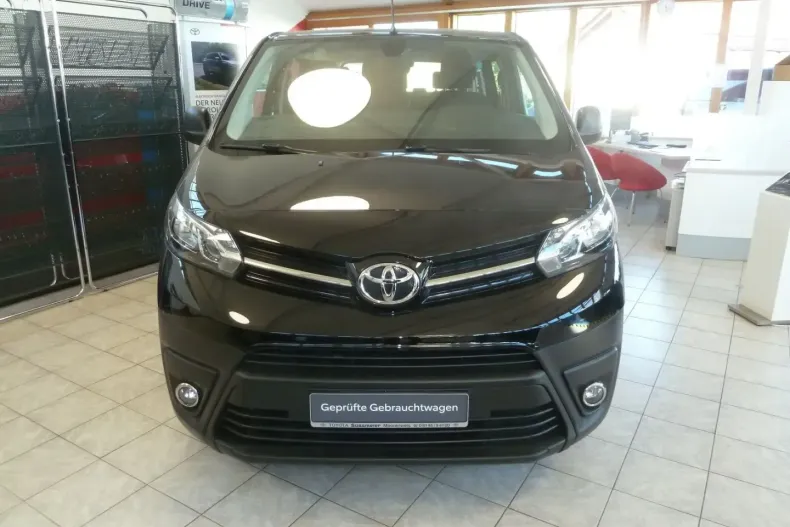 Toyota Proace (Verso) din 2022 cu 42.820 km - oferta TOY105435 - foto 10