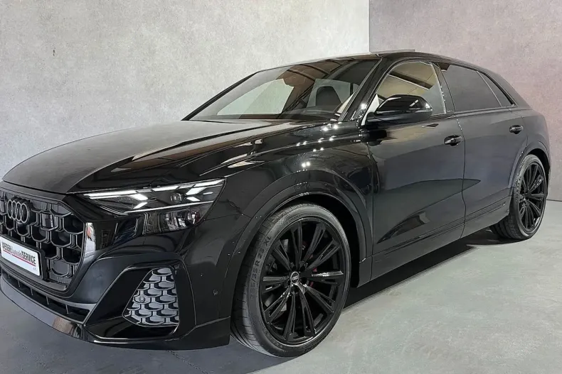 Audi Q8 din 2025 cu 30 km - oferta AUD105436 - foto 1