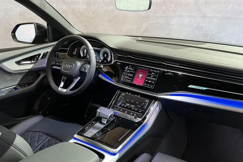 Audi Q8 din 2025 cu 30 km - oferta AUD105436 - foto 8