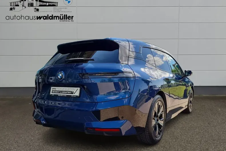 BMW iX din 2023 cu 70.320 km - oferta BMW105437 - foto 2