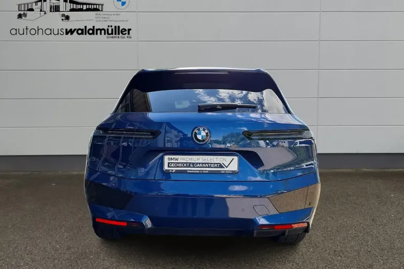 BMW iX din 2023 cu 70.320 km - oferta BMW105437 - foto 5