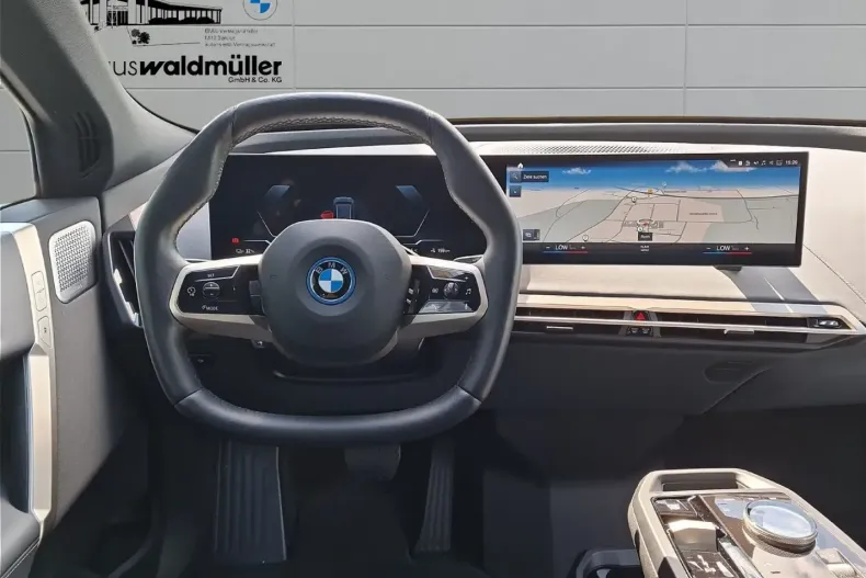 BMW iX din 2023 cu 70.320 km - oferta BMW105437 - foto 10