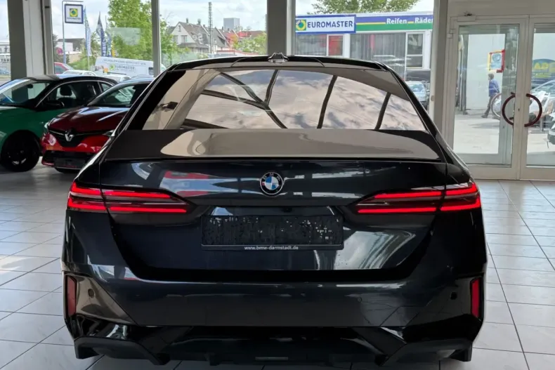 BMW 520 din 2024 cu 18.900 km - oferta BMW105439 - foto 3