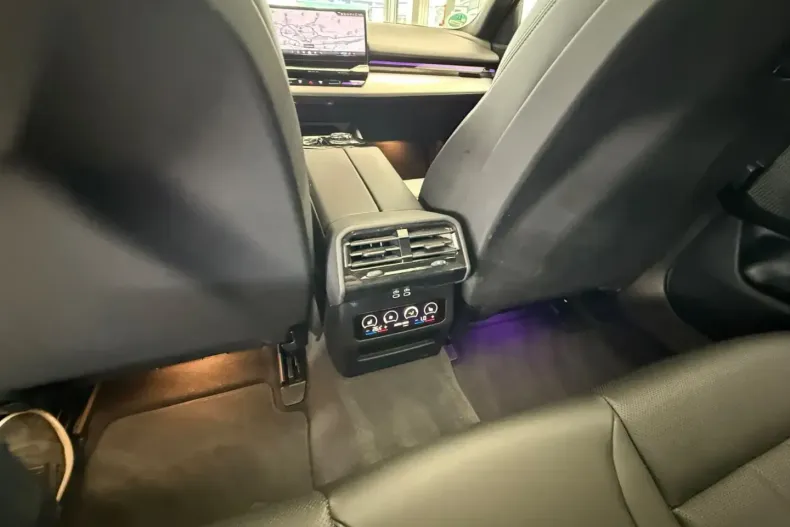 BMW 520 din 2024 cu 18.900 km - oferta BMW105439 - foto 14