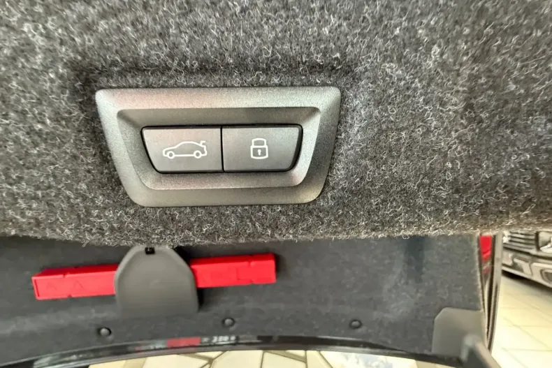 BMW 520 din 2024 cu 18.900 km - oferta BMW105439 - foto 15