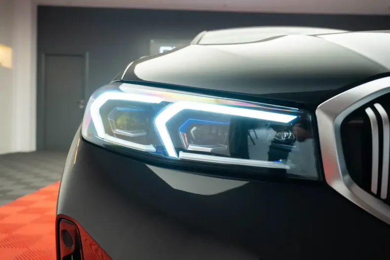 BMW 320 din 2023 cu 13.000 km - oferta BMW105450 - foto 8