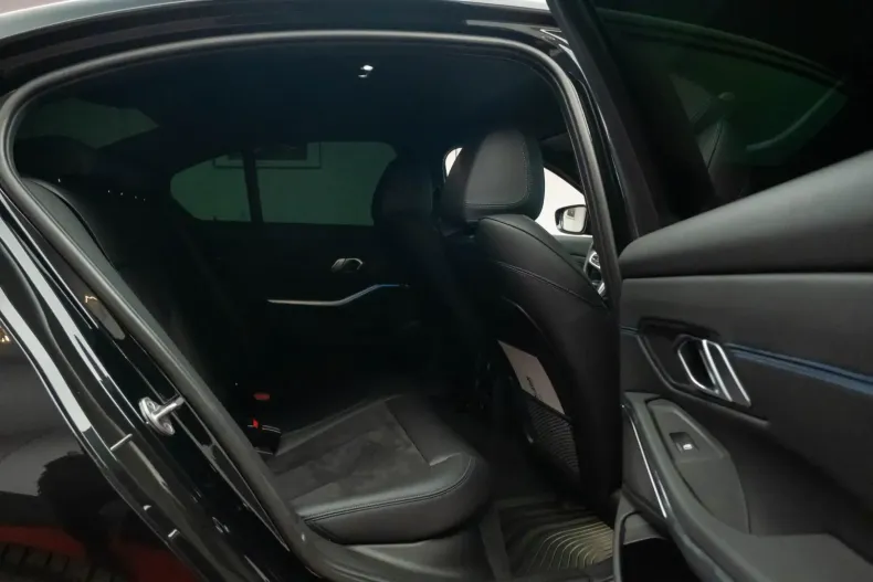 BMW 320 din 2023 cu 13.000 km - oferta BMW105450 - foto 20