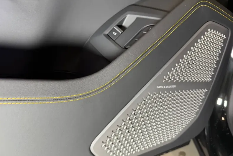 Lamborghini Urus din 2024 cu 9.980 km - oferta LAM105454 - foto 13