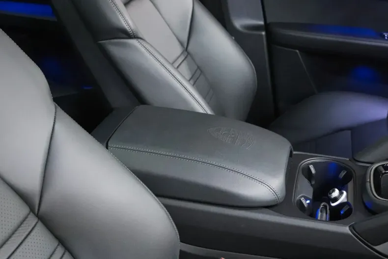 Porsche Cayenne din 2023 cu 2.300 km - oferta POR105455 - foto 4