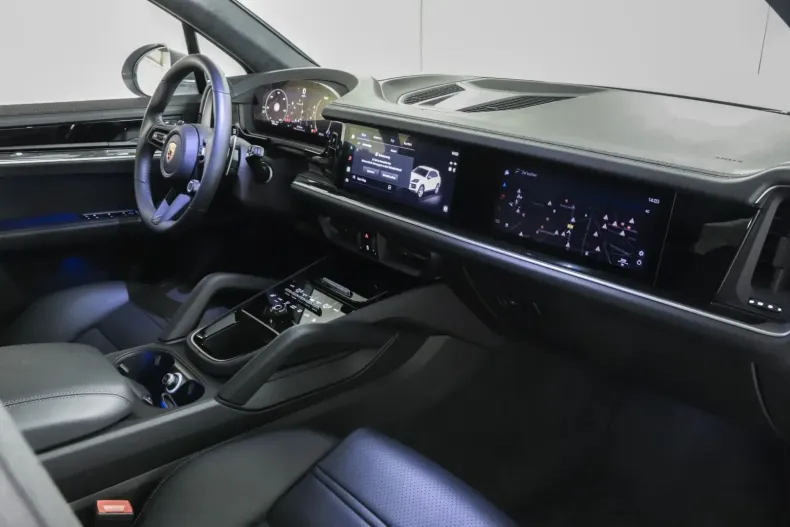 Porsche Cayenne din 2023 cu 2.300 km - oferta POR105455 - foto 5