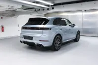 Porsche Cayenne din 2023 cu 2.300 km - oferta POR105455 - foto 6